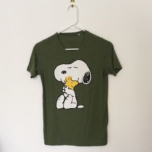 Peanuts Snoopy Woodstock Hug Tee